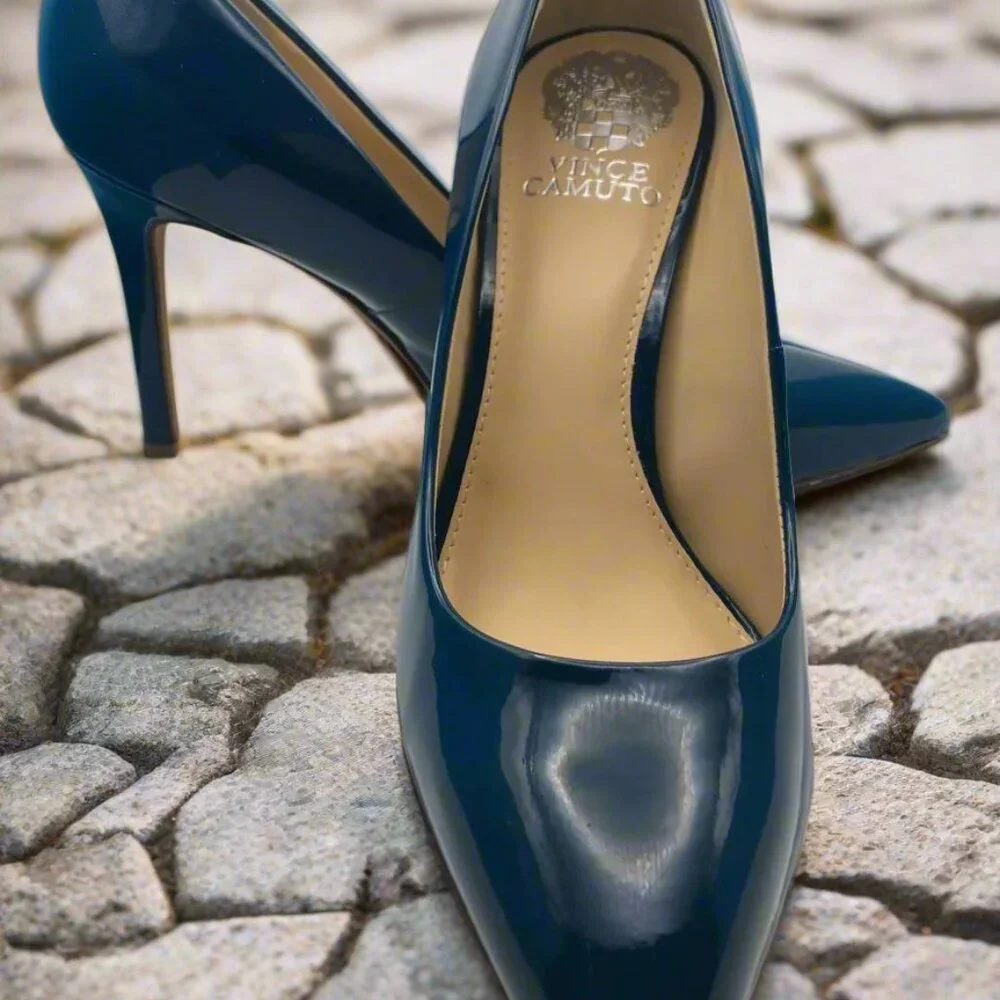 Vince Camuto Teal Patent Leather Heels - Picture 3 of 6